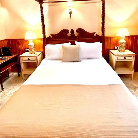 Hotel Boutique Conde De La Corte Сафра Экстерьер фото
