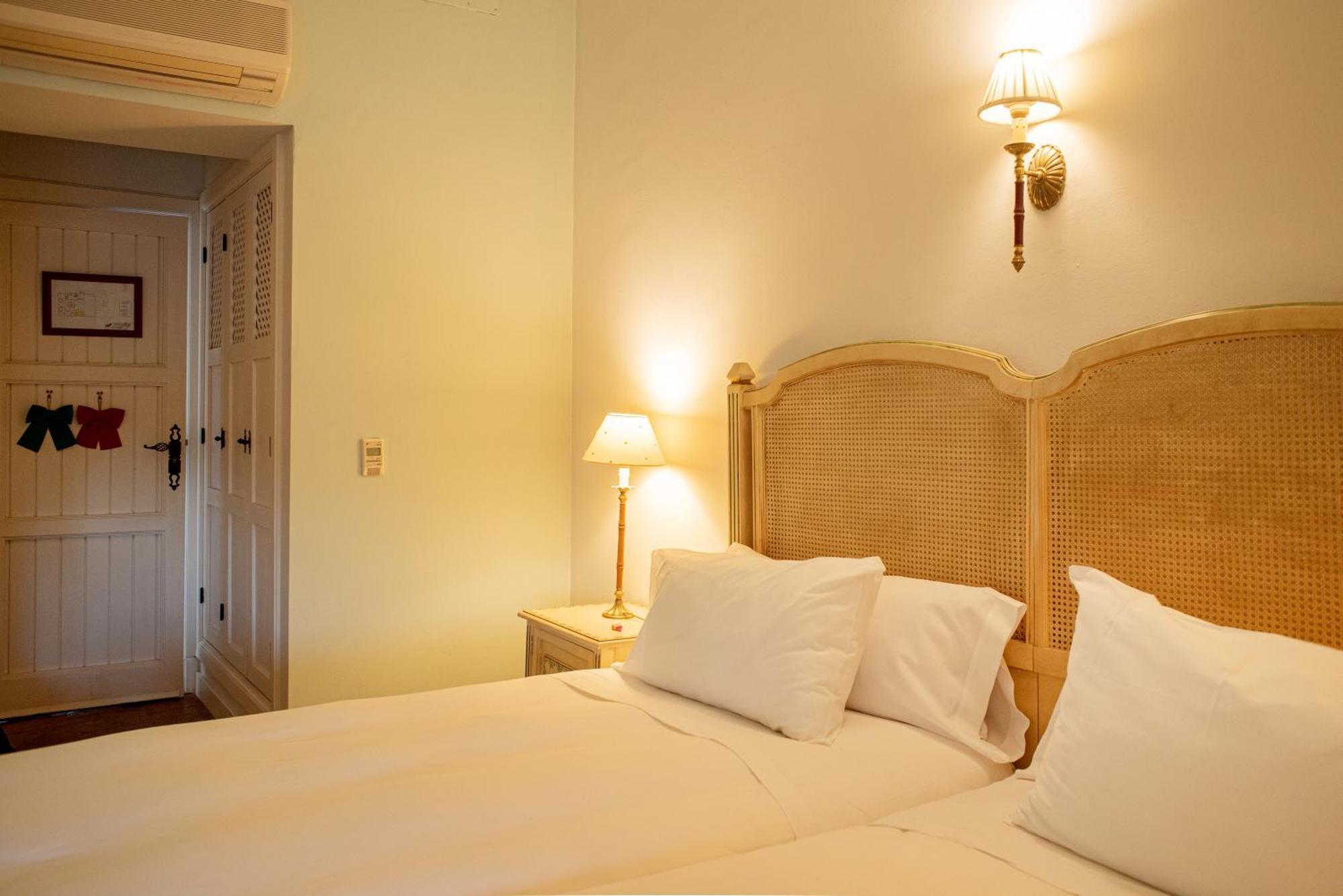 Hotel Boutique Conde De La Corte Сафра Экстерьер фото