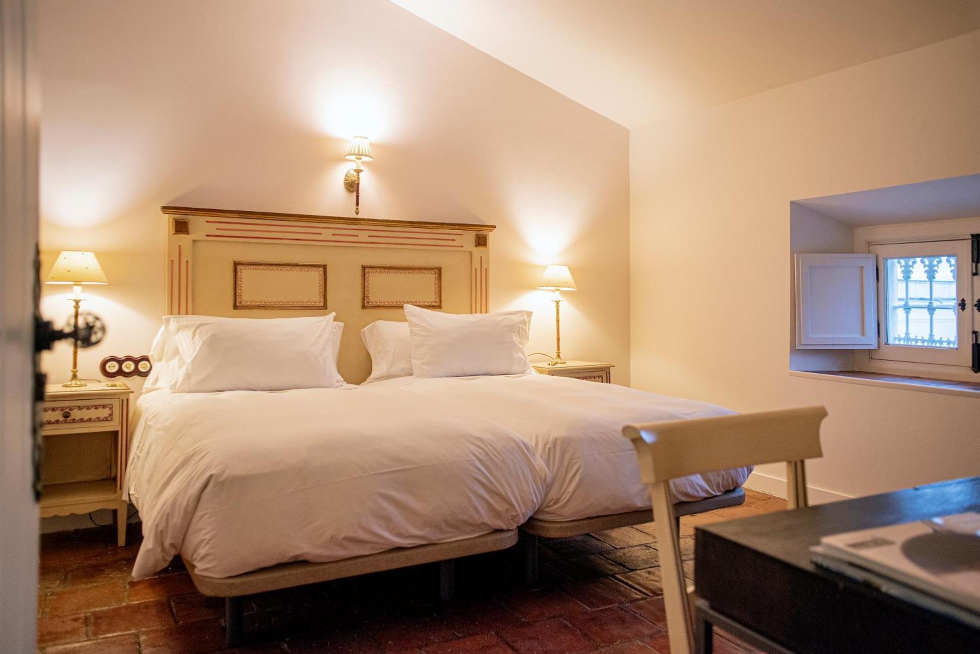 Hotel Boutique Conde De La Corte Сафра Экстерьер фото