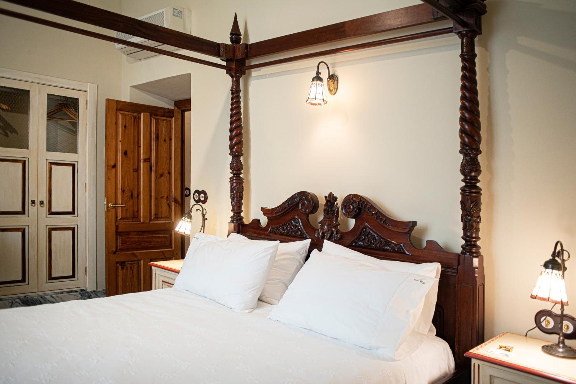 Hotel Boutique Conde De La Corte Сафра Экстерьер фото