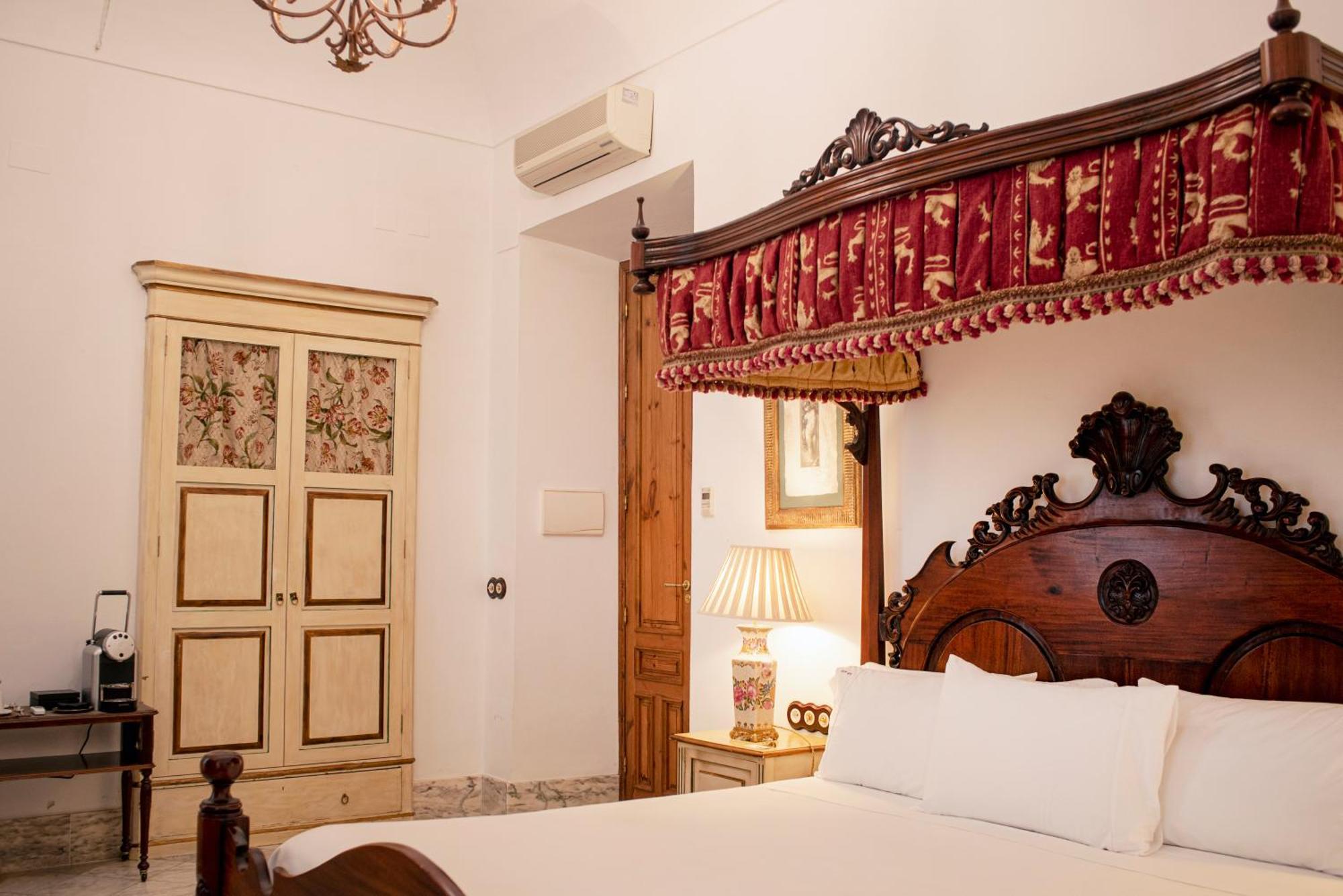 Hotel Boutique Conde De La Corte Сафра Экстерьер фото