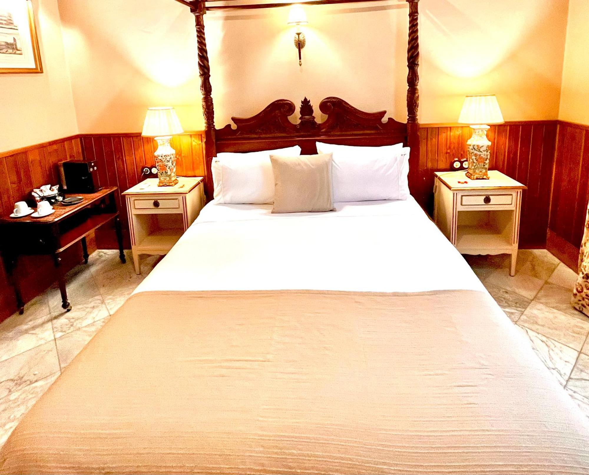 Hotel Boutique Conde De La Corte Сафра Экстерьер фото